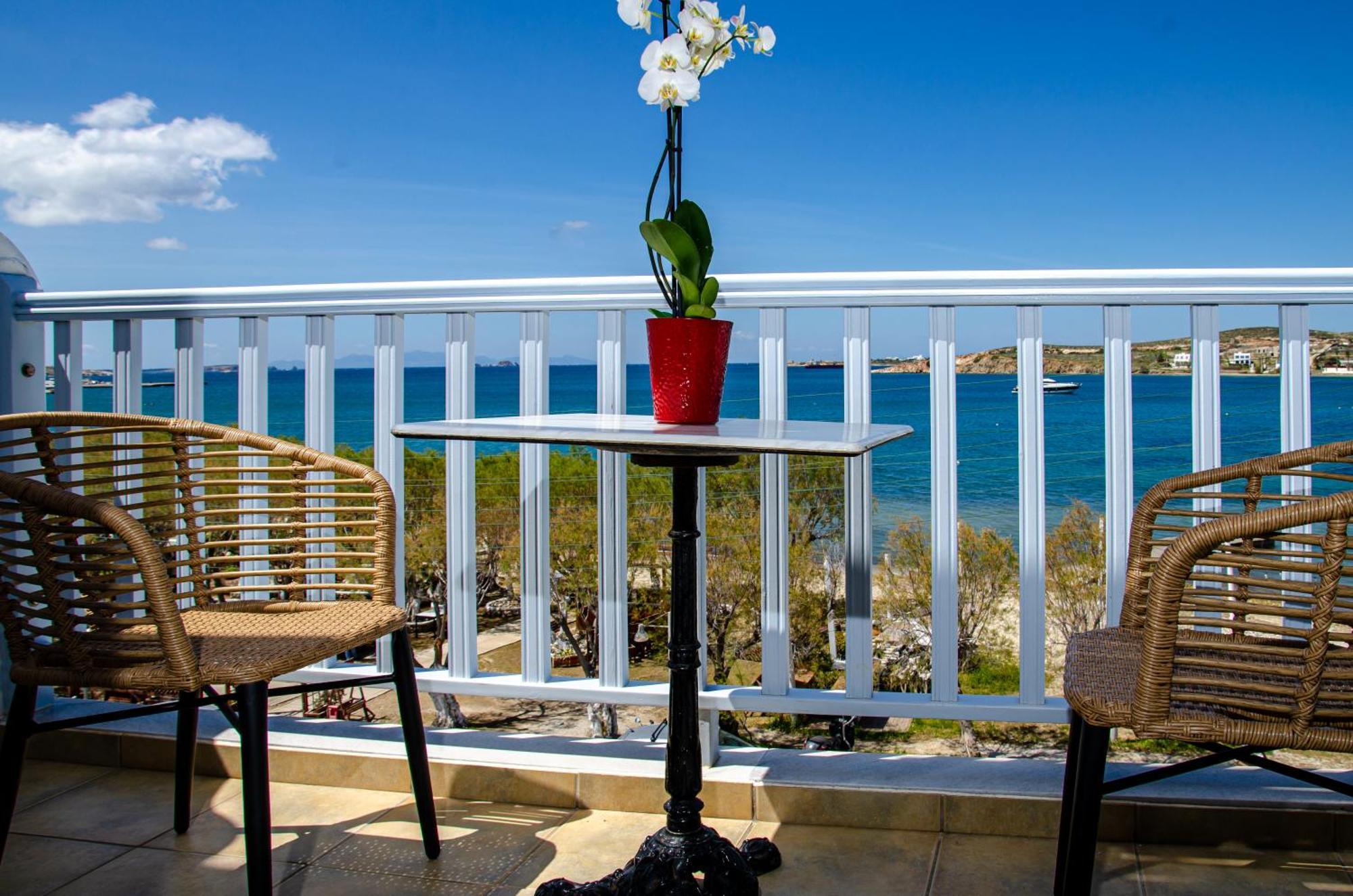 Hotel Livadia Páros 외부 사진