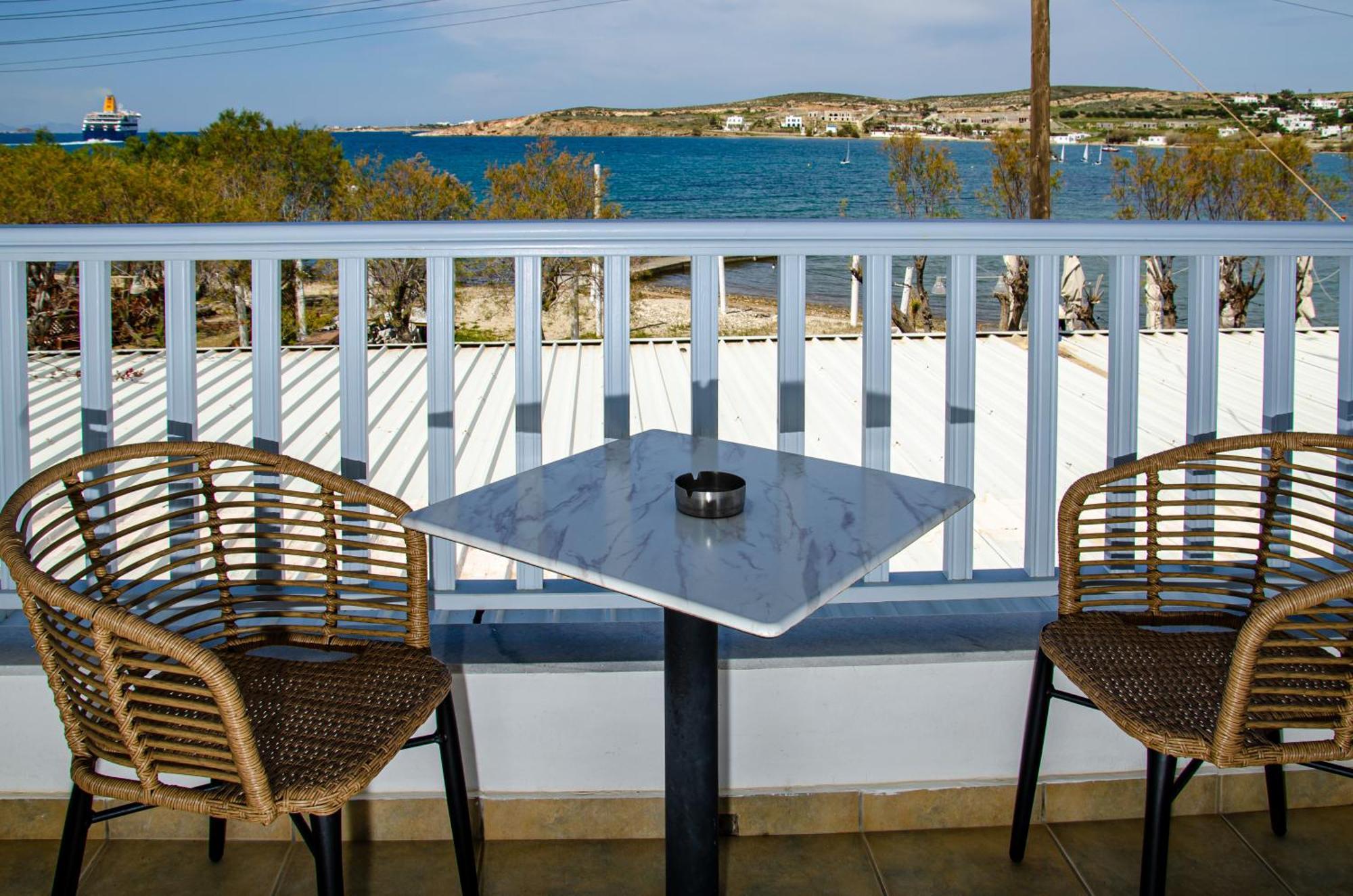 Hotel Livadia Páros 외부 사진