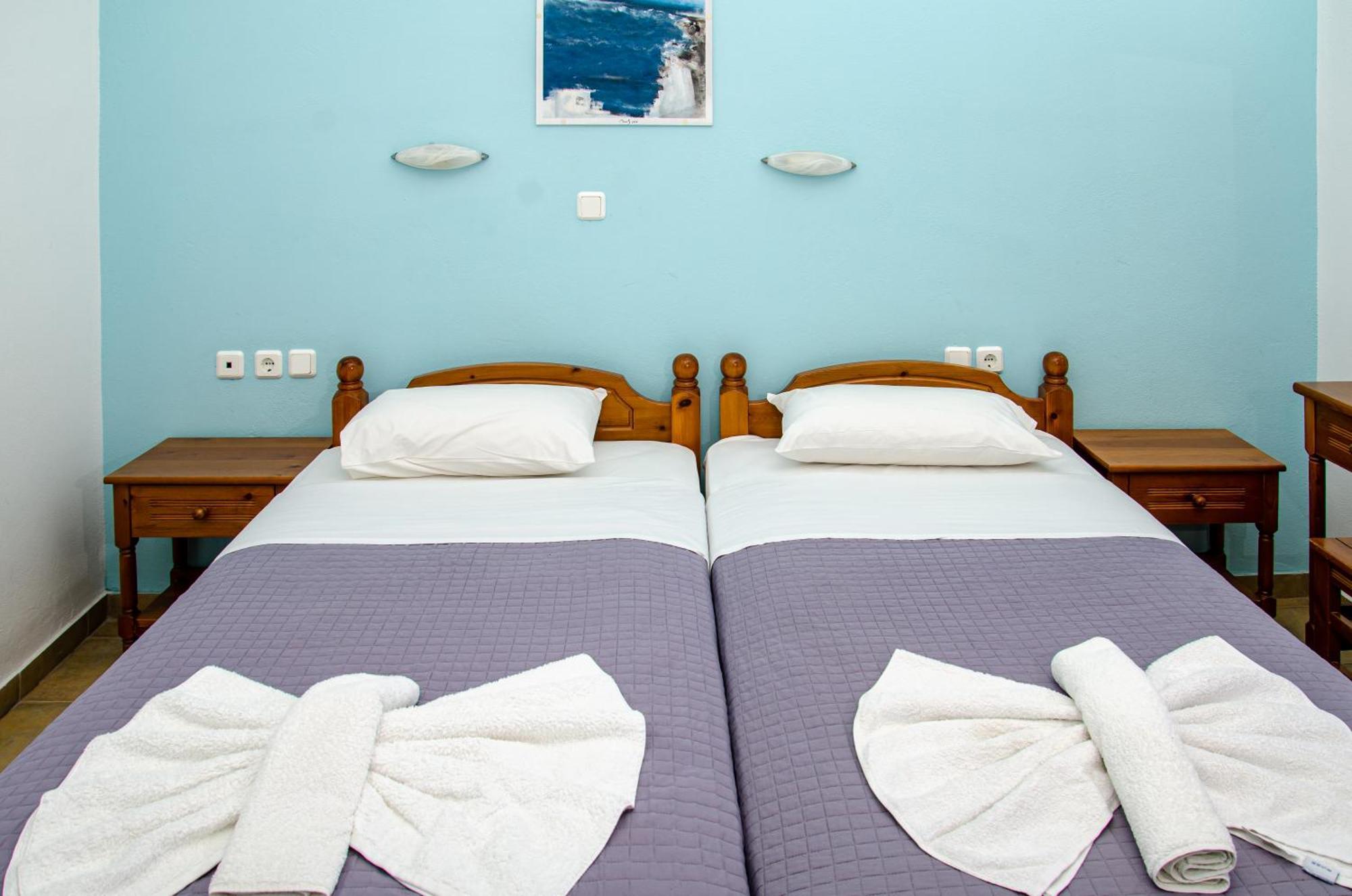 Hotel Livadia Páros 외부 사진