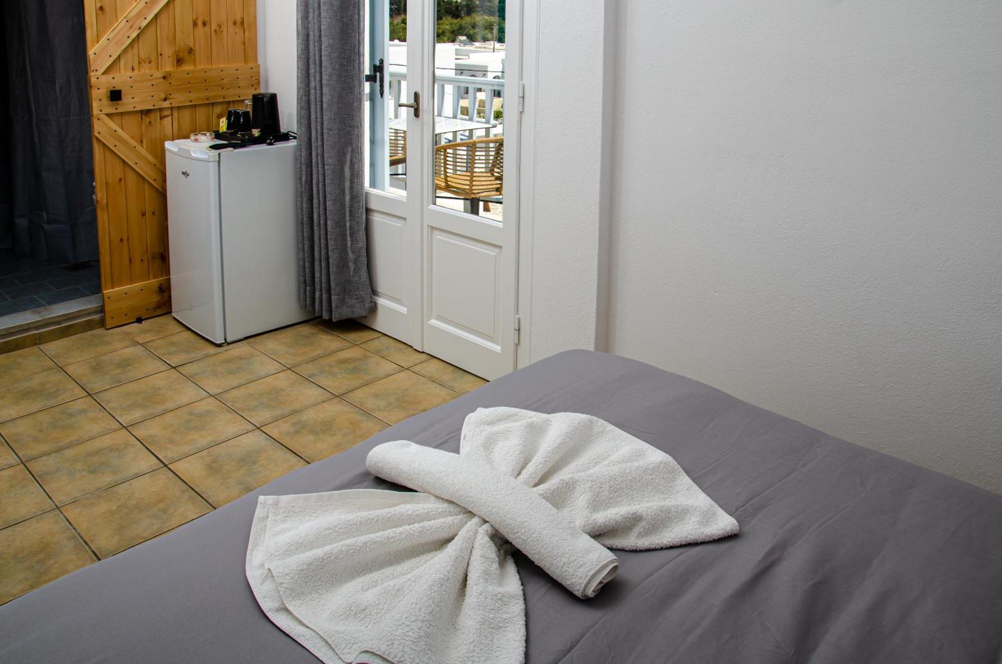 Hotel Livadia Páros 외부 사진